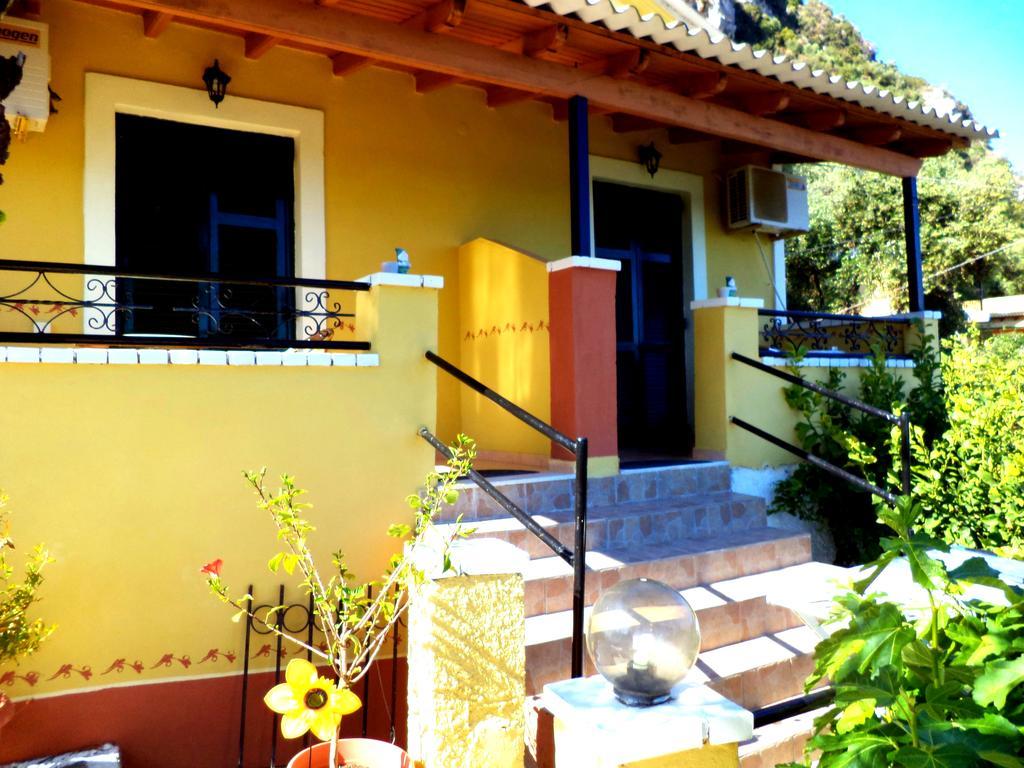 Vassilis Apartments Paleokastritsa Exterior photo